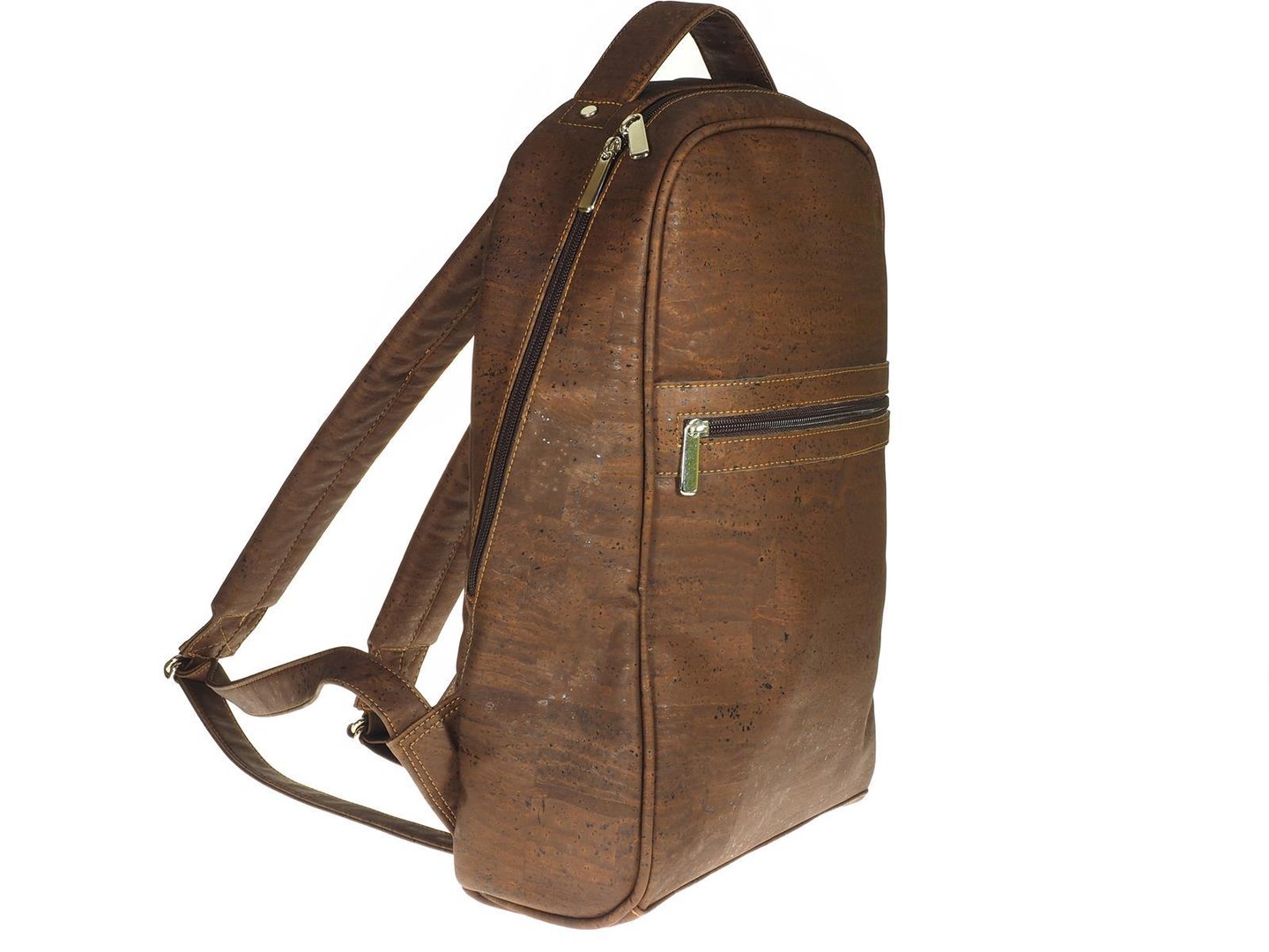 4007-dc_backpack_laterally_
