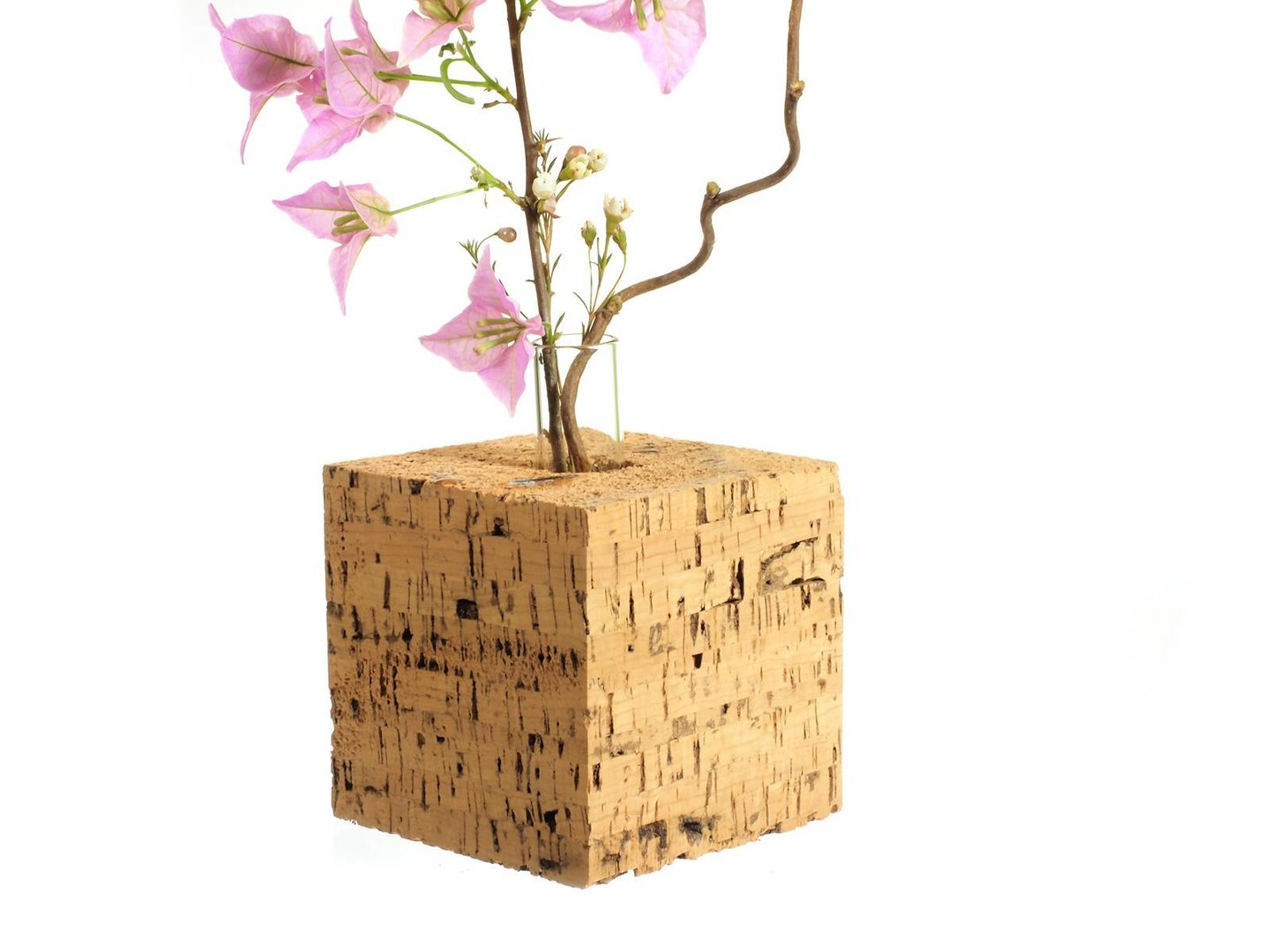 6504 Cork block as vase 3