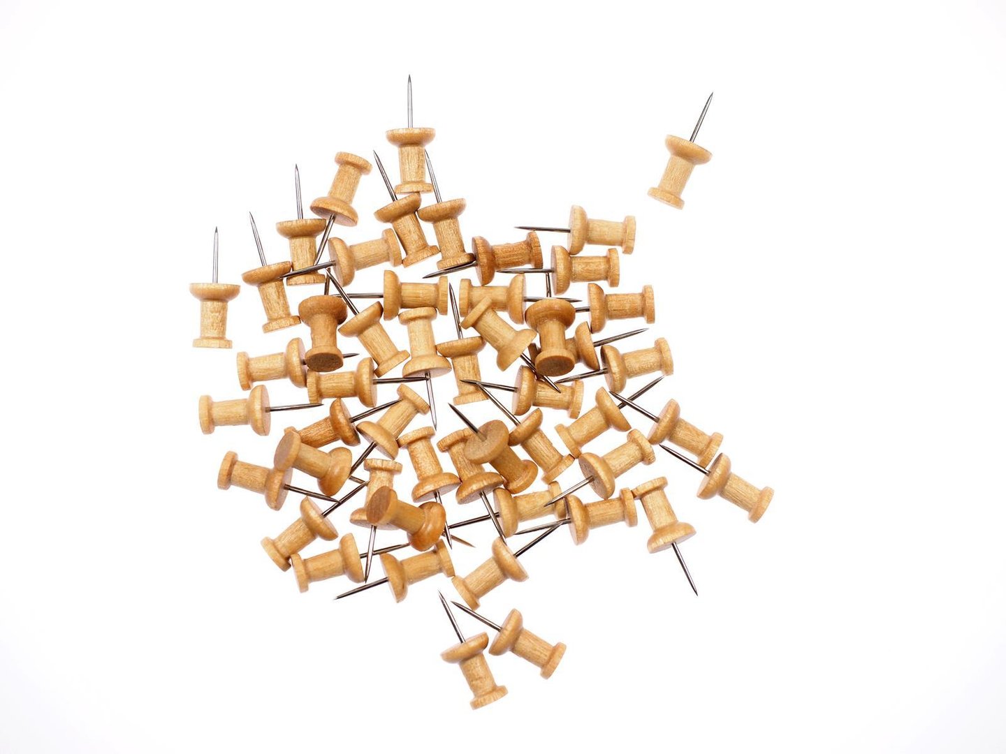 7111 50 Wooden pins 3